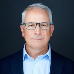 Nagy Zoltán hegesztő szaktanár, MODELLO Intézet